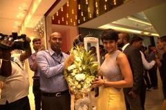 Mandira-Bedi-at-Soch-Nitesh-HUB
